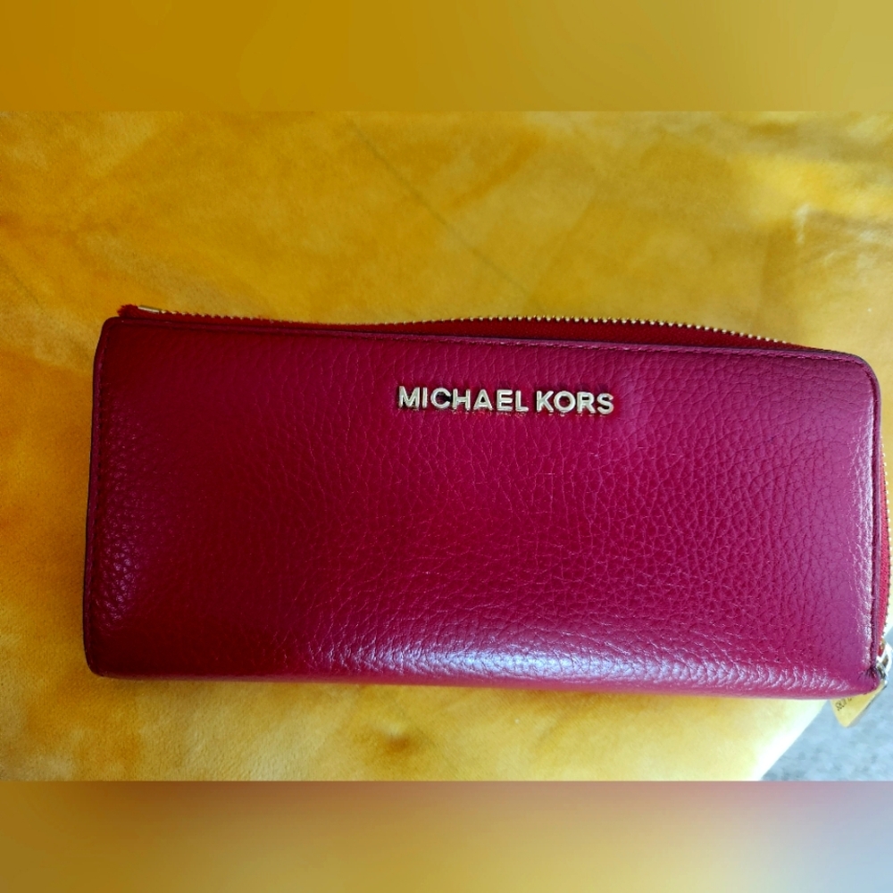Michael Kors wallet
